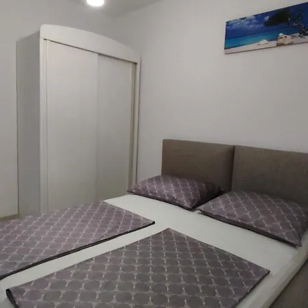Josip 2 * Tribunj (Sibenik-Knin)