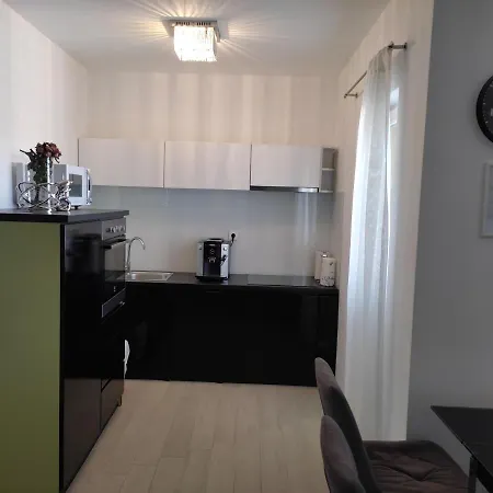 Apartment Josip 2 *