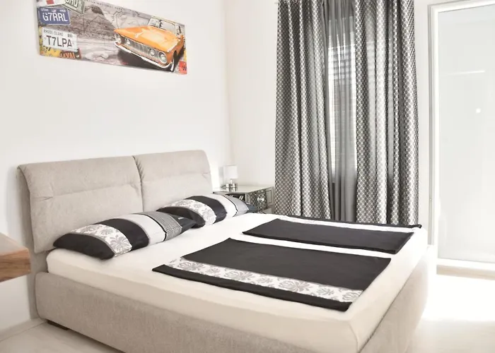 Josip 2 아파트 Tribalj