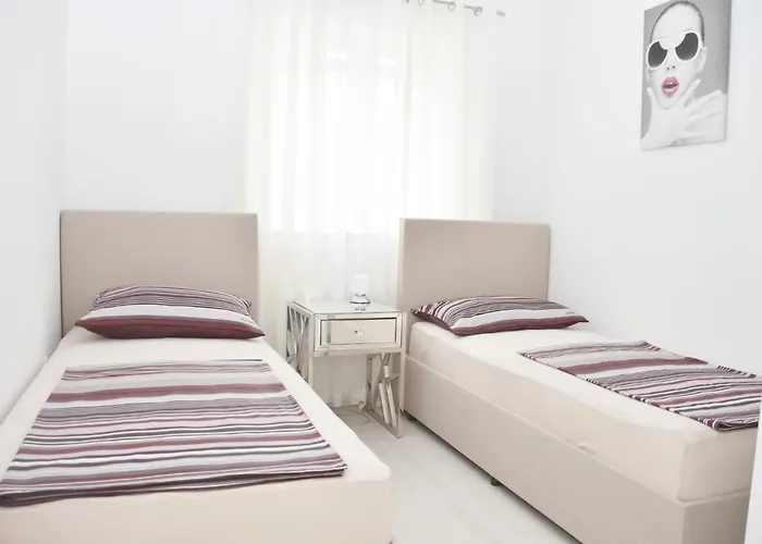 Josip 2 아파트 Tribalj